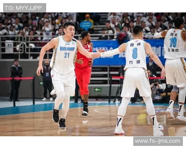 南京羽毛球队强势领跑锦标赛积分榜以50分优势领先其他队伍 南京羽毛球队强势领跑锦标赛积分榜以50分优势领先其他队伍